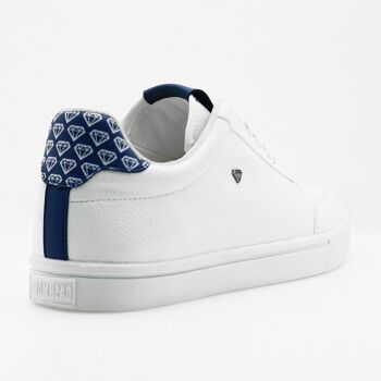 CMS210  WHITE, NAVY 3