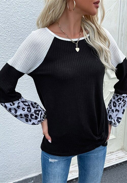 Color Block Leopard Textured Sweater-Black