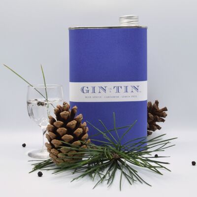 BLUE SPRUCE, LEMON PEEL & CARDAMOM – NO.18