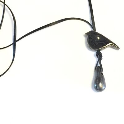 Necklace bird black