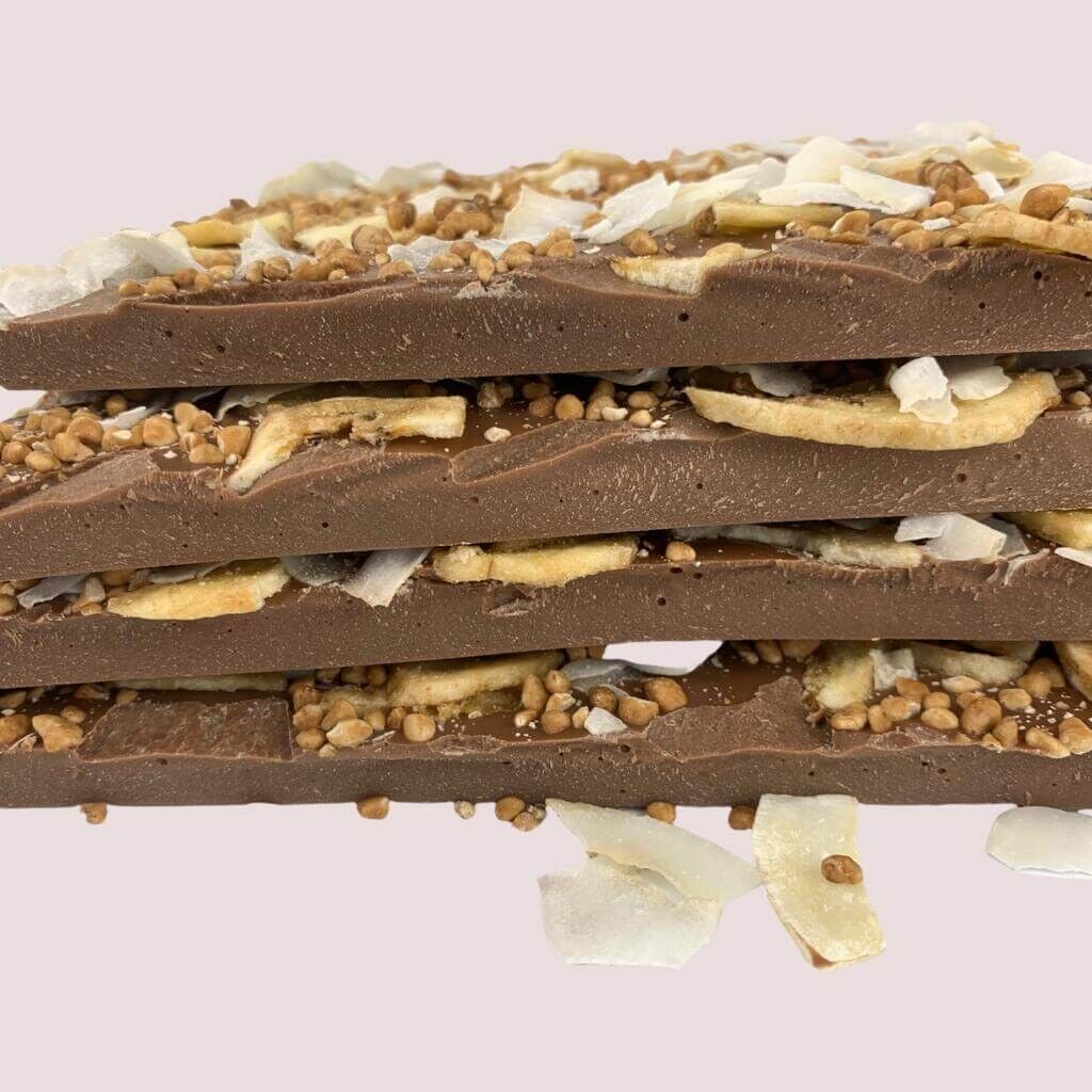 Cioccolato al Latte a Pezzettoni con Banane Granella di Torrone 250gr