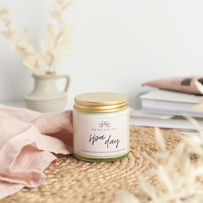 Spa Day - Eucalyptus Scented Soy Candle in Glass Jar with Gold lid, 120 ml, 25hr Burn time
