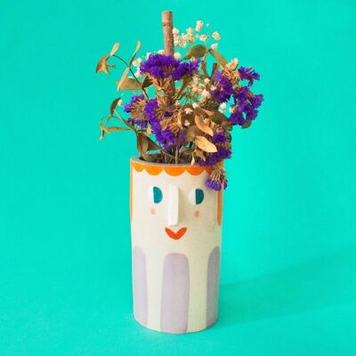 Fille aux rayures violettes / Vase en céramique