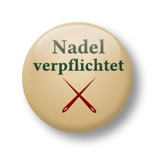 Button, Nadel verpflichtet