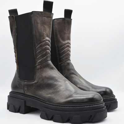 TR1011 BOOTS IN WASHED CHESTNUT LAMB