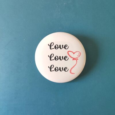 Badge - Love Love Love