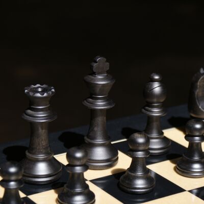 Staunton Europa chess pieces nº 5 - MATT BLACK