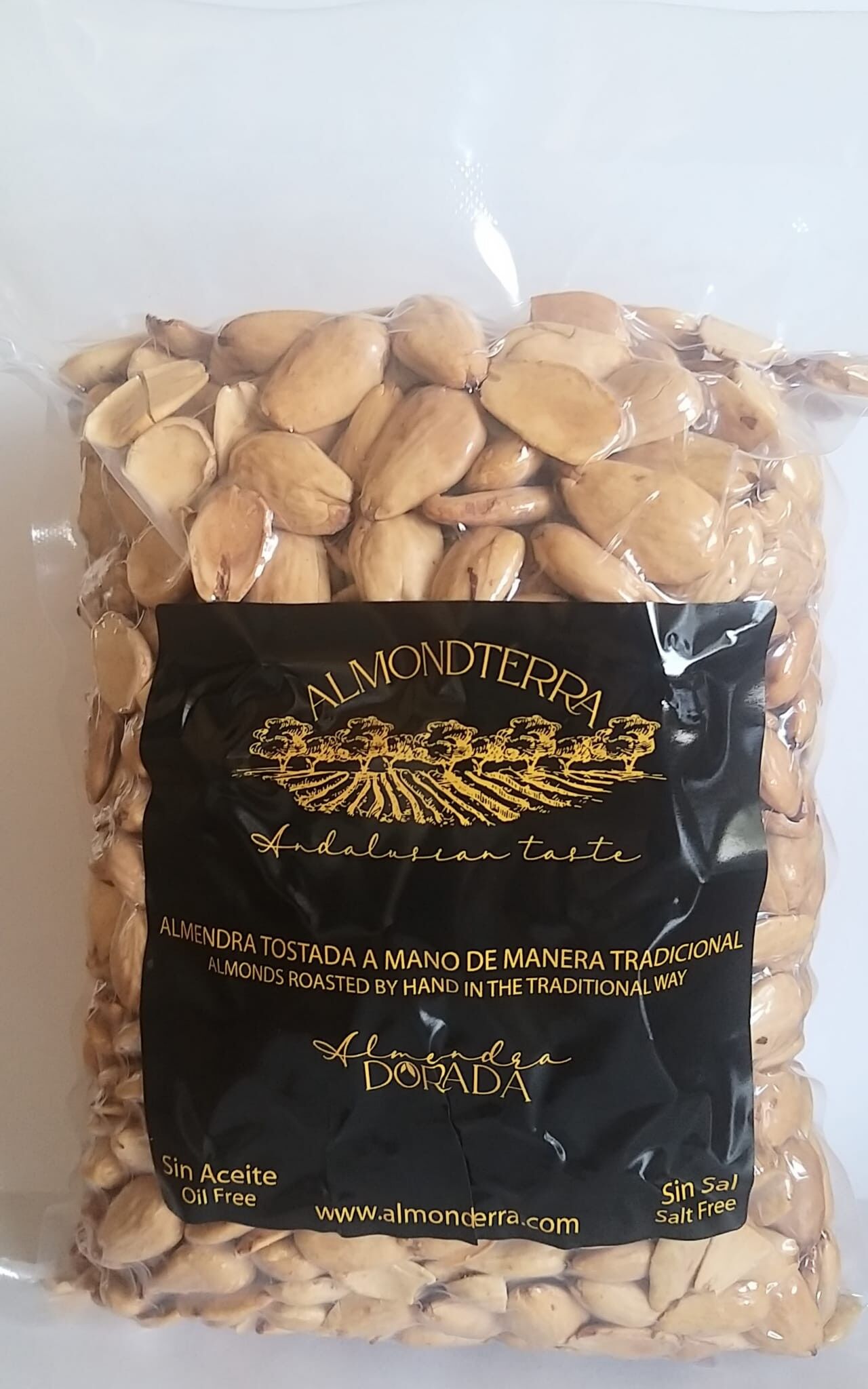 Roasted almonds without skin vacuum pack of 500 grs