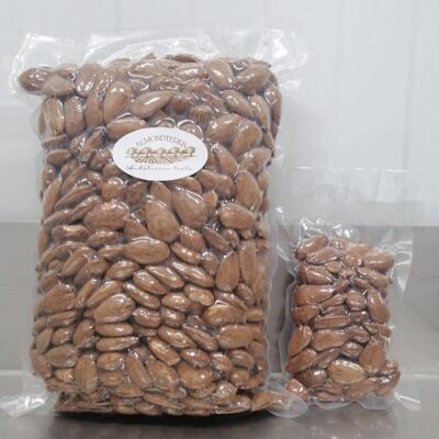 Roasted almonds with skin vacuum pack of 500 grs