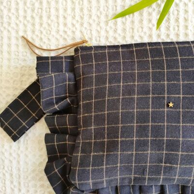 Pochette in flanella blu navy a quadri marrone chiaro