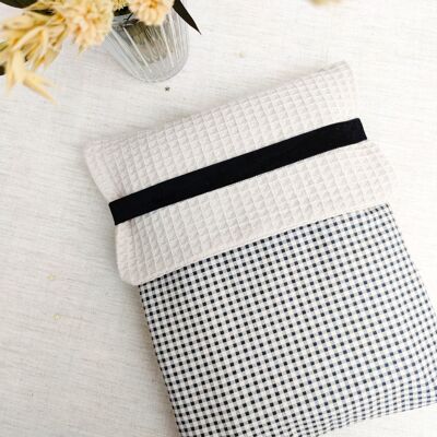 black/beige minivichy book/tablet cover