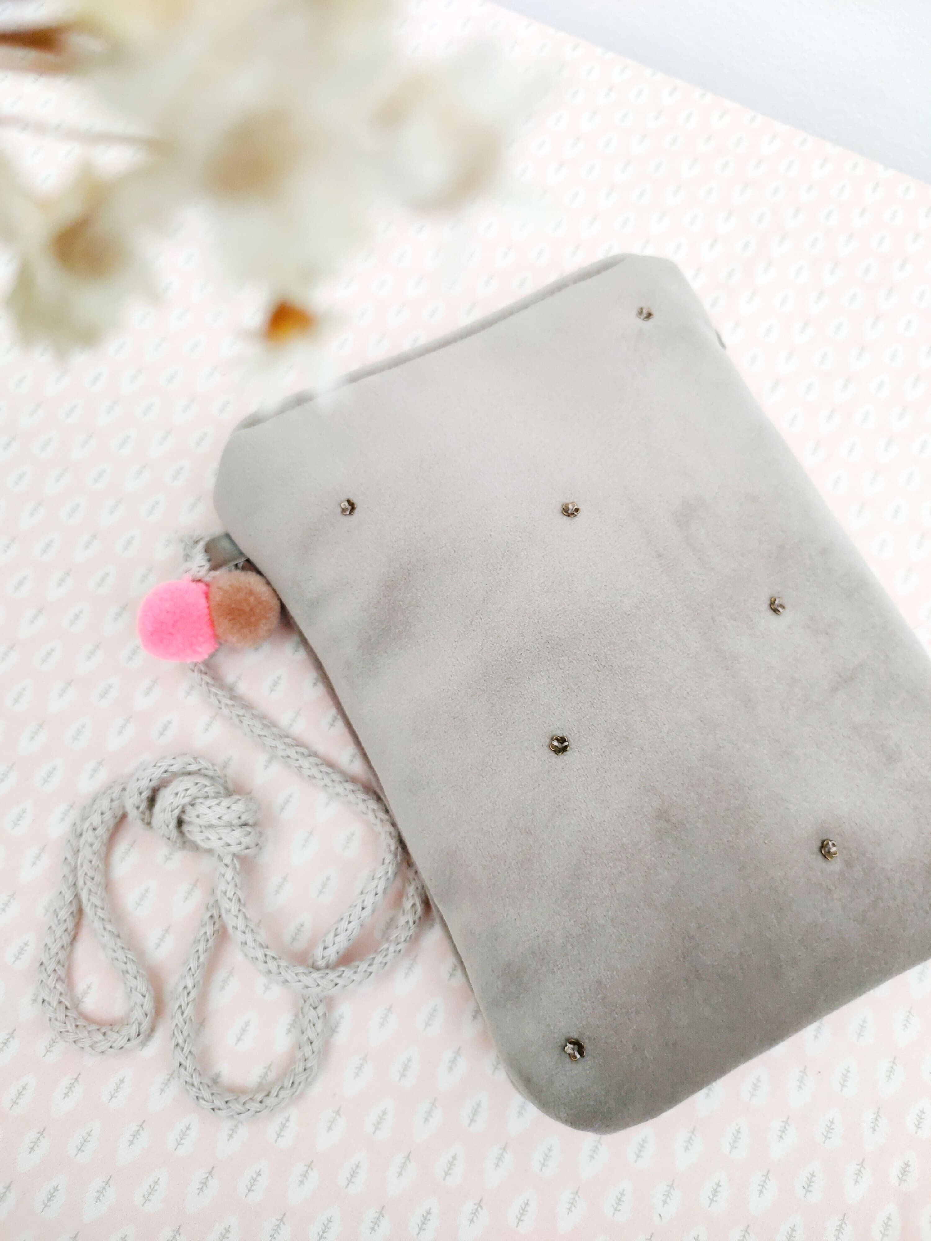 Borsa Carryall in camoscio color talpa