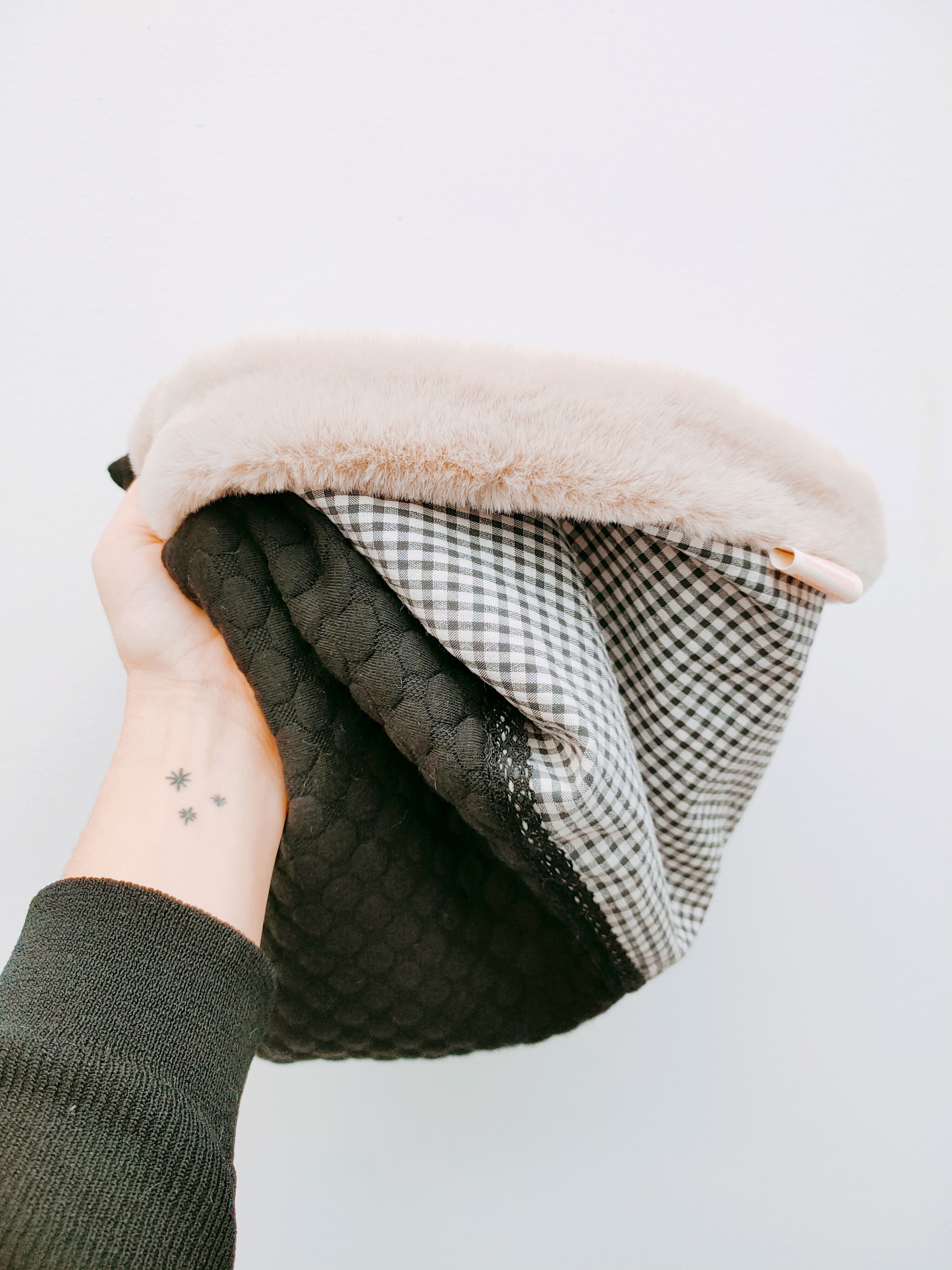 Maxi collo a quadretti nero