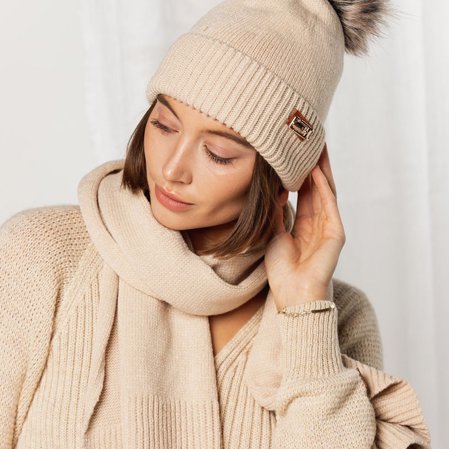 Gorro AGUACATE beige