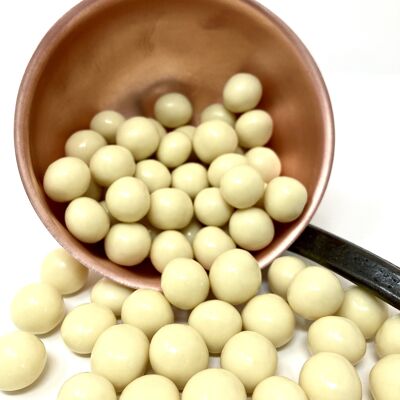 White chocolate corn balls (bulk 1kg)