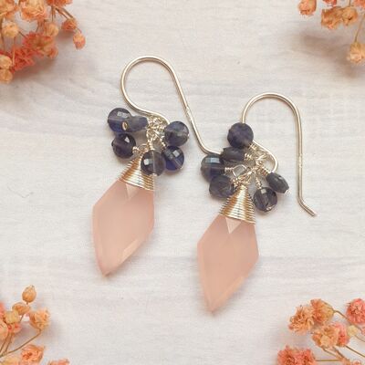 Boucles d'Oreilles Calcédoine rose et Iolite en Argent Massif