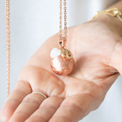 Maternity bola brushed rose gold print and mother-of-pearl heart charms