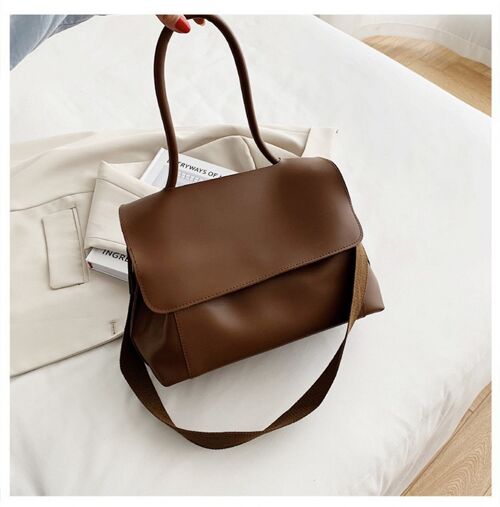 AnBeck 'The Vintage' Medium Shoulder Bag (Brown)