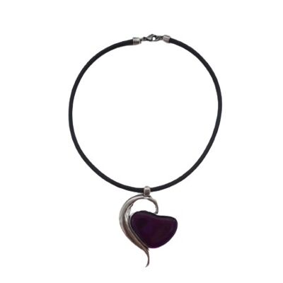 Leather choker with heart