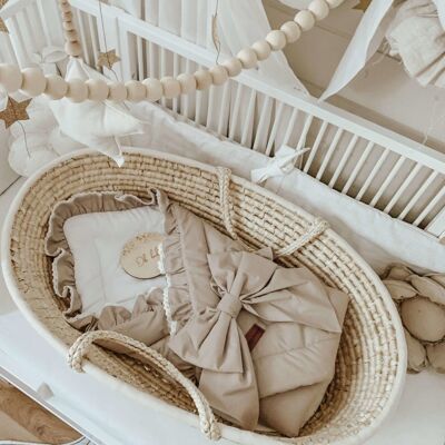 Bébé écureuil ou couverture bébé Romantique avec volants & dentelle blanche