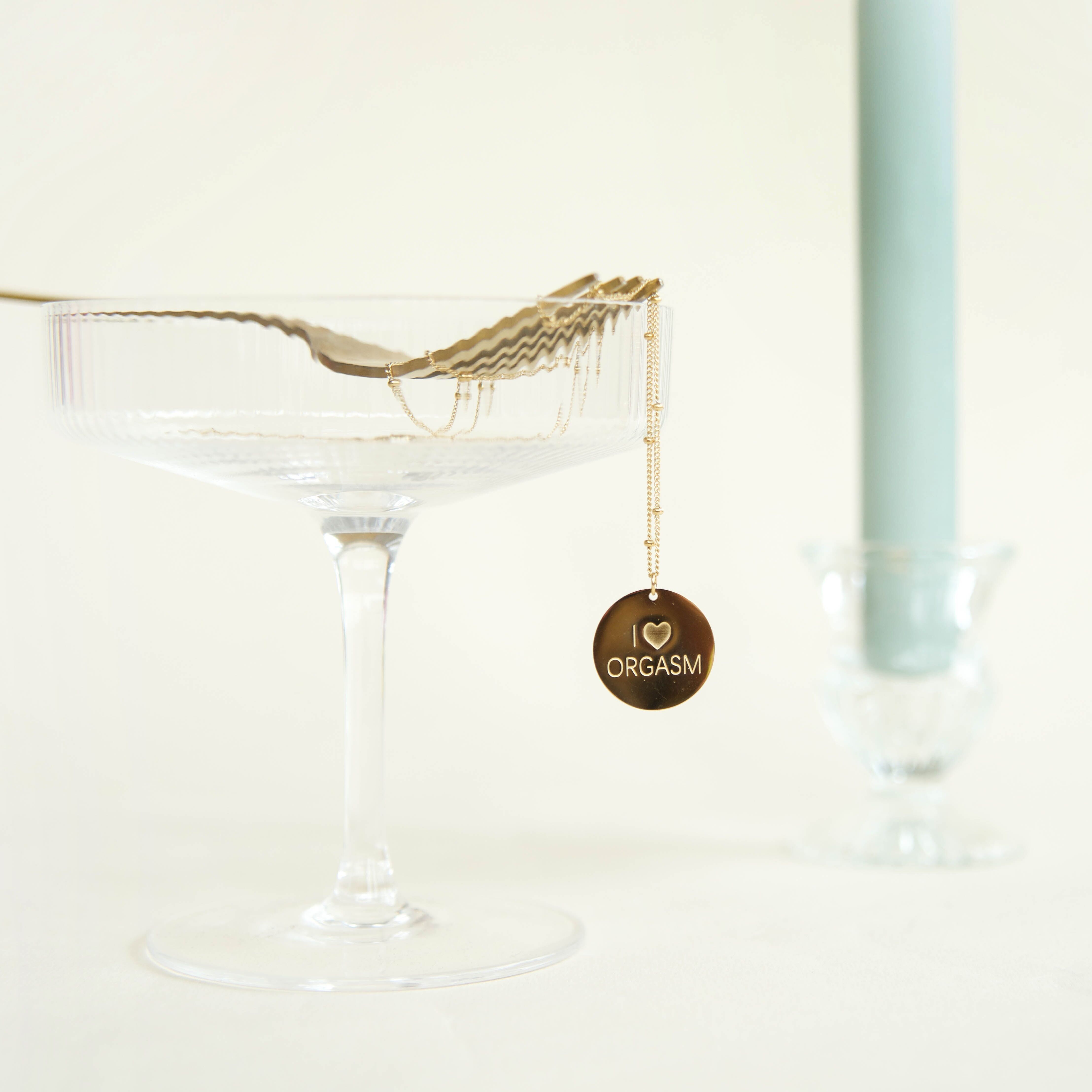 Médaille Féministe Dorée - I LOVE ORGASM
