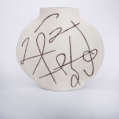Ceramic Vase 'MOON [M] - Lines'