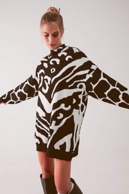 Oversized knitted jumper in zebra print