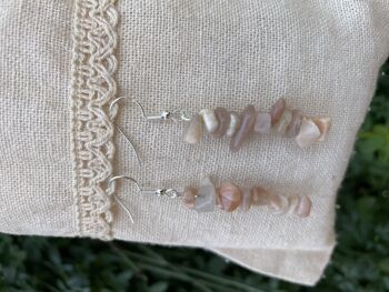 Boucles d'oreilles pendantes en Pierre du Soleil, perles chips 2