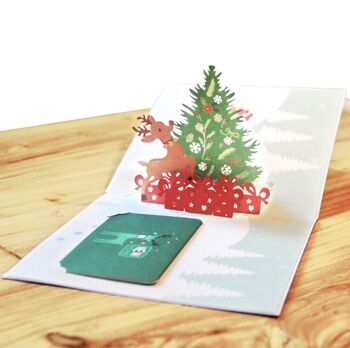 Carte de Noël 33D avec grand arbre de Noël, traîneau, cerf et cadeaux, y compris panneau de message 2