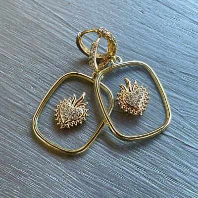 PLATE EARRINGS WITH SACRED HEART