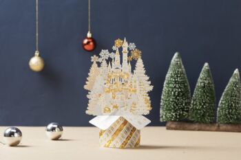 Carte de Noël pop-up blanche dorée avec flocons de neige et sapin de Noël 2