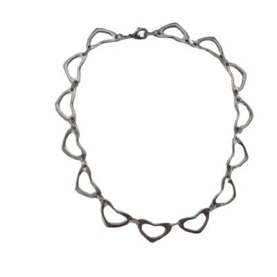 Chain hearts choker