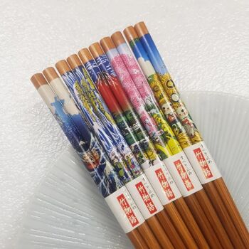 Sets de 5 paires de baguettes en bambou réutilisables motifs japonais imprimés avec Manekineko kawaii 2