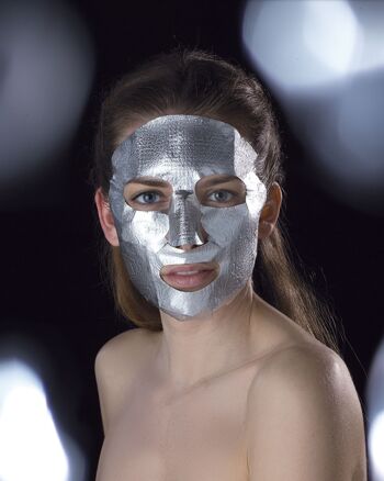 Masque en aluminium HYDRA ILLUMINATING avec platine - IROHA NATURE 3