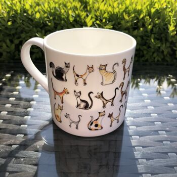 Large Bone China Mug in Cats Design 4