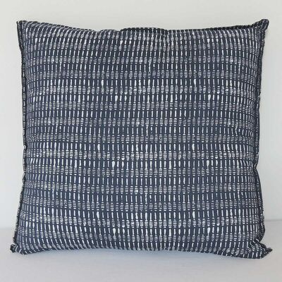 Square block print cotton cushion with white print on a Prussian blue background Traits Tessa 45x45 cm