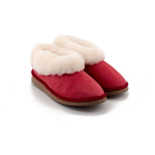 Mixed red sheepskin slippers