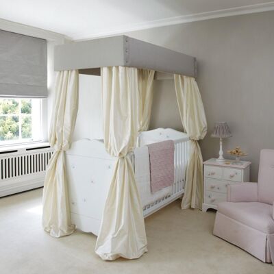 Four Poster Cot - Feathers