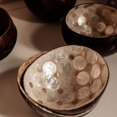 Coconut bowl mother-of-pearl S