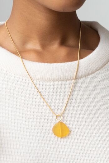 Collier Galets jaune safran 3