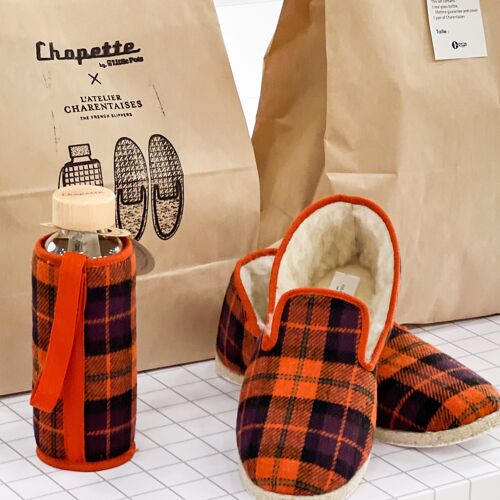 Craft box in orange tartan colour: 1 Chopette glass gourd + 1 pair of Charentaise slippers - Sizes series 2