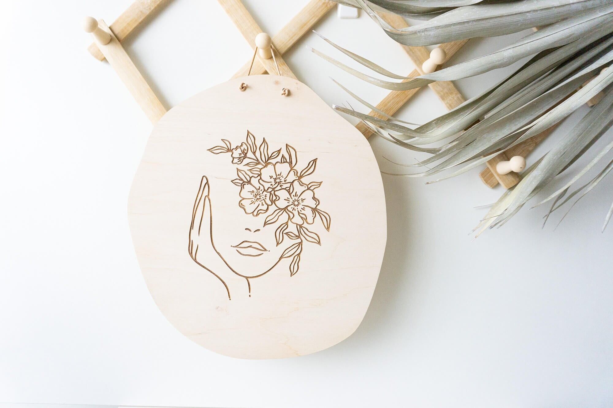 One Line Art - Donna - 30cm