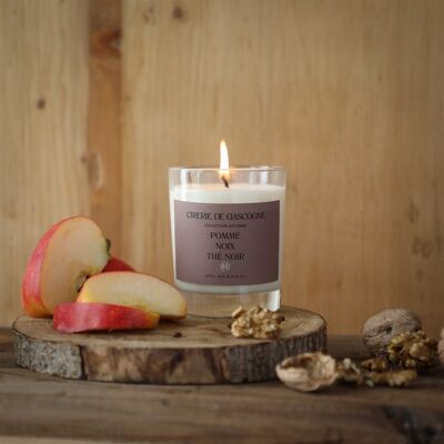 Apple-nut-black tea scented candle