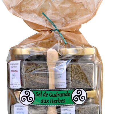 Gran cantidad de sal fina de Guérande aromatizada con hierbas