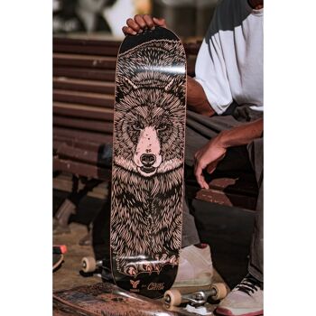Trigger Bear 8" Planche Skateboard 3
