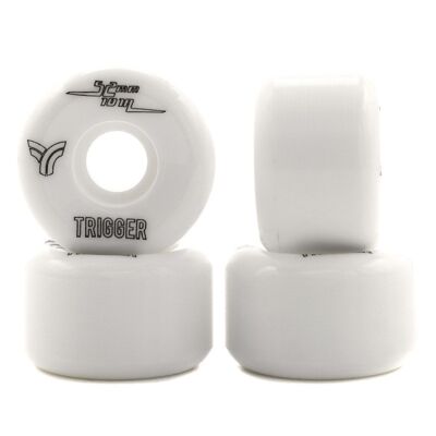 Trigger Conical Wheels 52x31mm/101A Weiß x4
