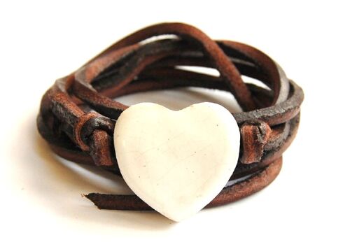 Bracelet leather with white ceramic heart