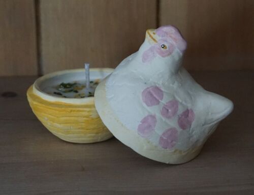 A Dotty Chicken Candle Pot