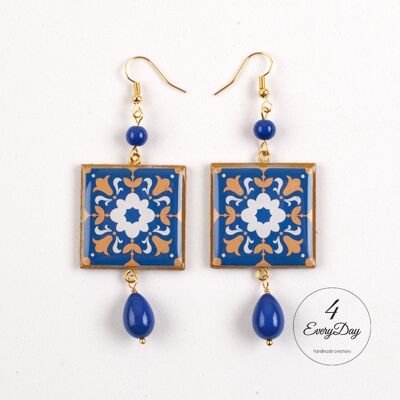 Earrings : square blue and yellow majolica