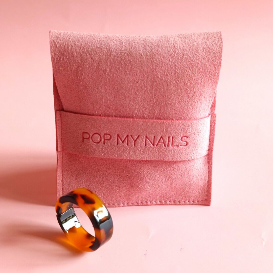 Bague acrylique marron